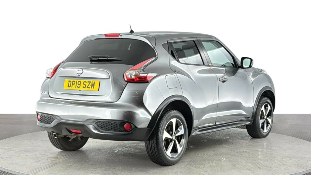 Nissan Juke 1.6 Bose Personal Edition Suv Eu DP19SZW Grey #4