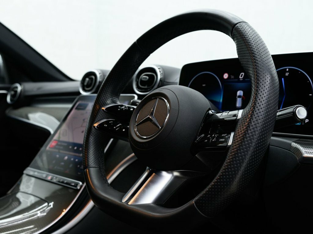 Mercedes-Benz C Class 2L Amg Line YK72NPV Grey #3