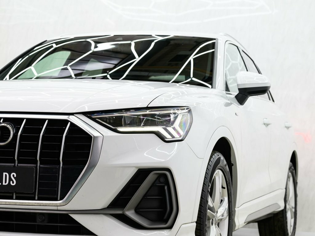 Audi Q3 2L S Line LV69SXG White #2