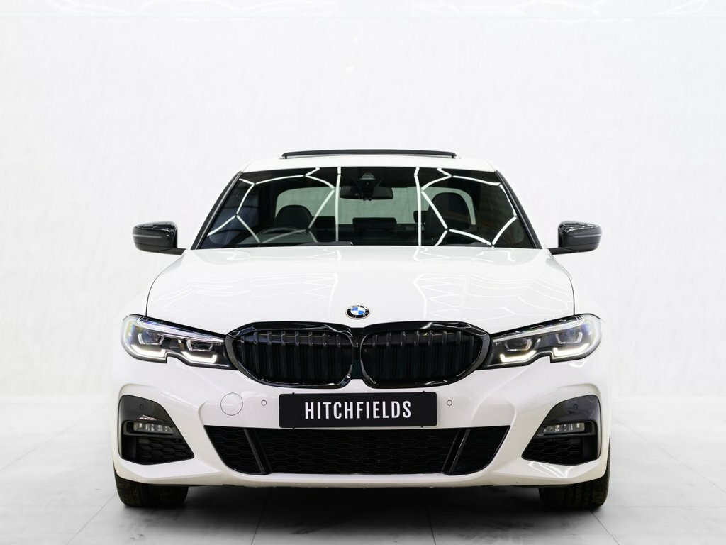 BMW 3 Series 2L M Sport YA21DXK White #4