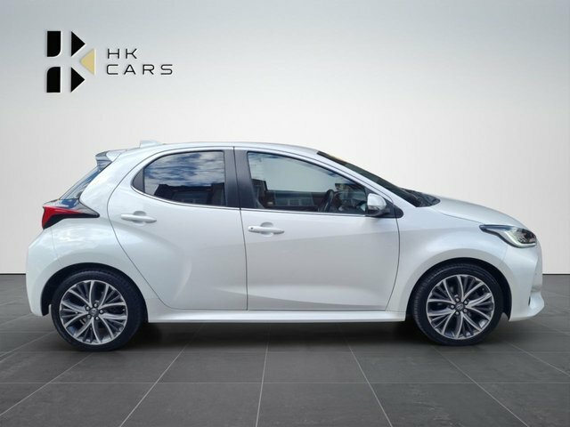 Toyota Yaris 1.5 Vvt-h Excel Hatchback Hybrid E-cvt DA71EJU White #3