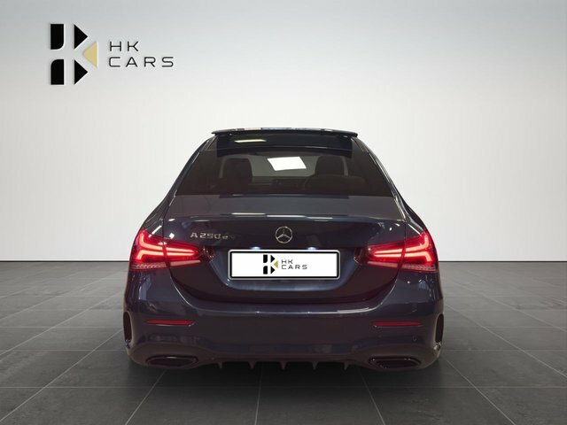 Mercedes-Benz A Class 1.3 A250e 15.6Kwh Amg Line Edition Premium Plus RJ71YVN Blue #4