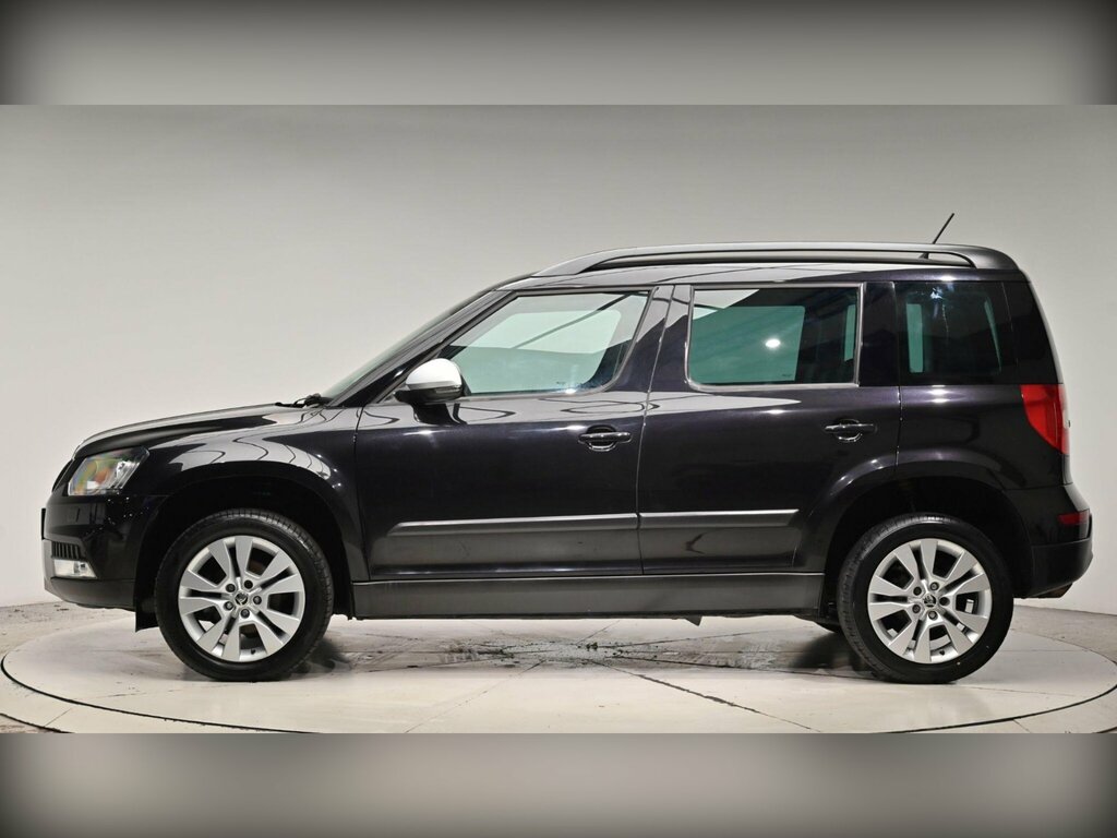 Skoda Yeti 1.2 Tsi Se L Outdoor Dsg Euro 6 Ss VX65JGZ Black #3
