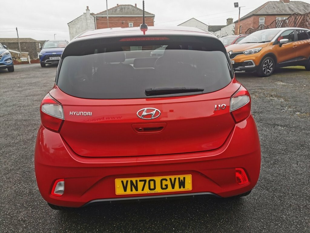 Hyundai I10 1L Premium VN70GVW Red #5