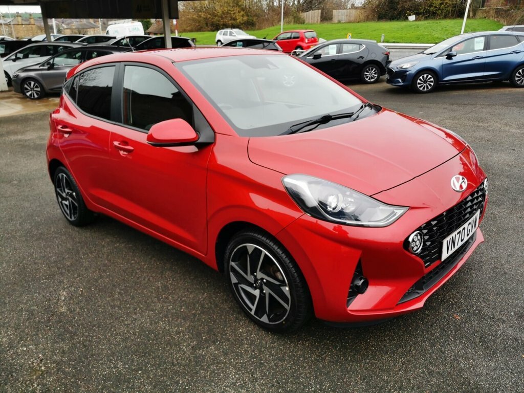 Hyundai I10 1L Premium Red