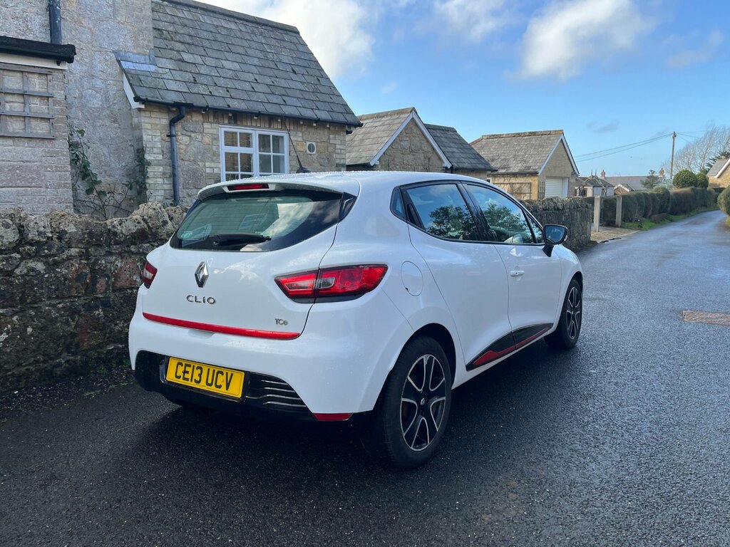 Renault Clio 0.9 Tce Dynamique Medianav Hatchback Ma CE13UCV White #3