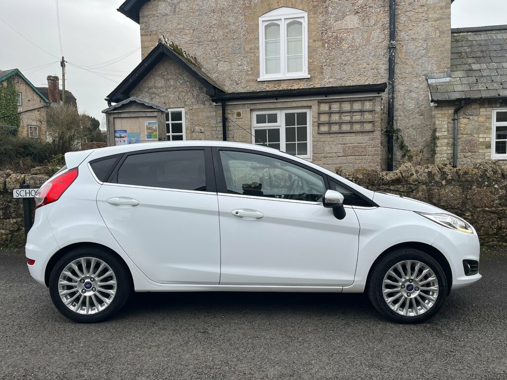 Ford Fiesta 1.5 Tdci Titanium Hatchback Euro BL14FSX White #2