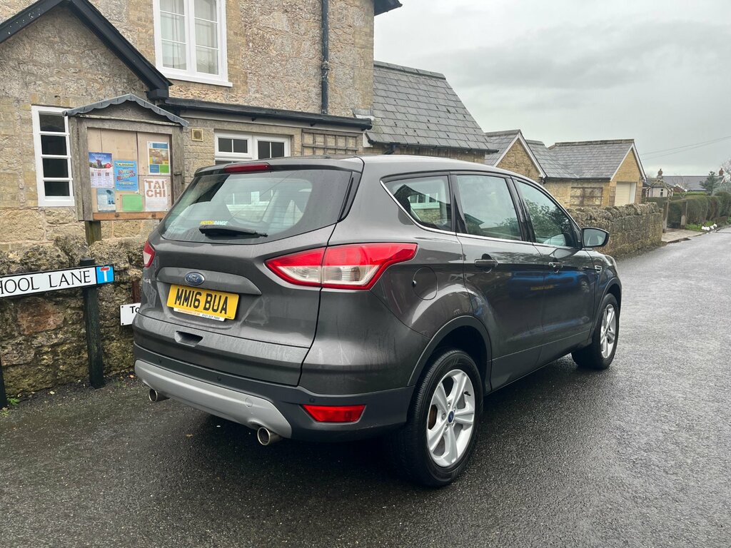 Ford Kuga 2.0 Tdci Zetec Suv 2Wd Euro 6 S MM16BUA Grey #4