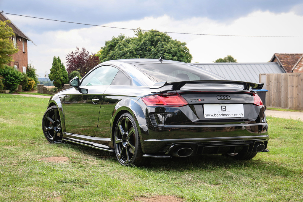 Audi TT RS Tt Rs Tfsi Quattro Audi Sport Ed S Tronic Black #2