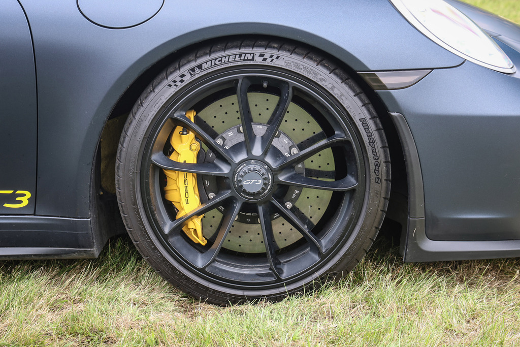 Porsche 911 Coupe Yellow #5