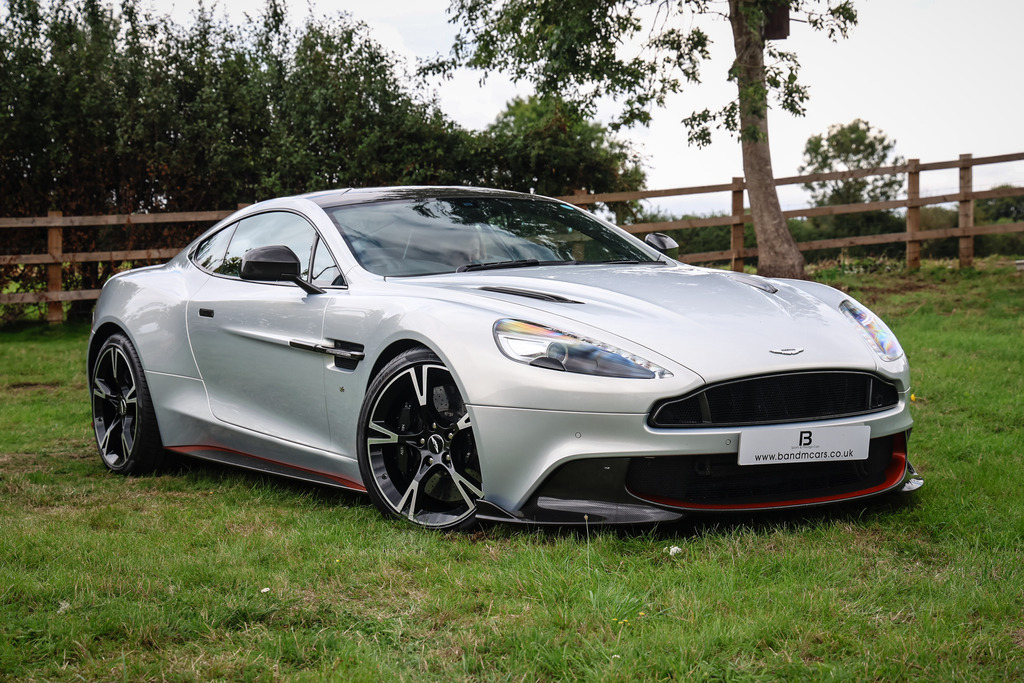 Aston Martin Vanquish V12 595 S 22 Touchtronic