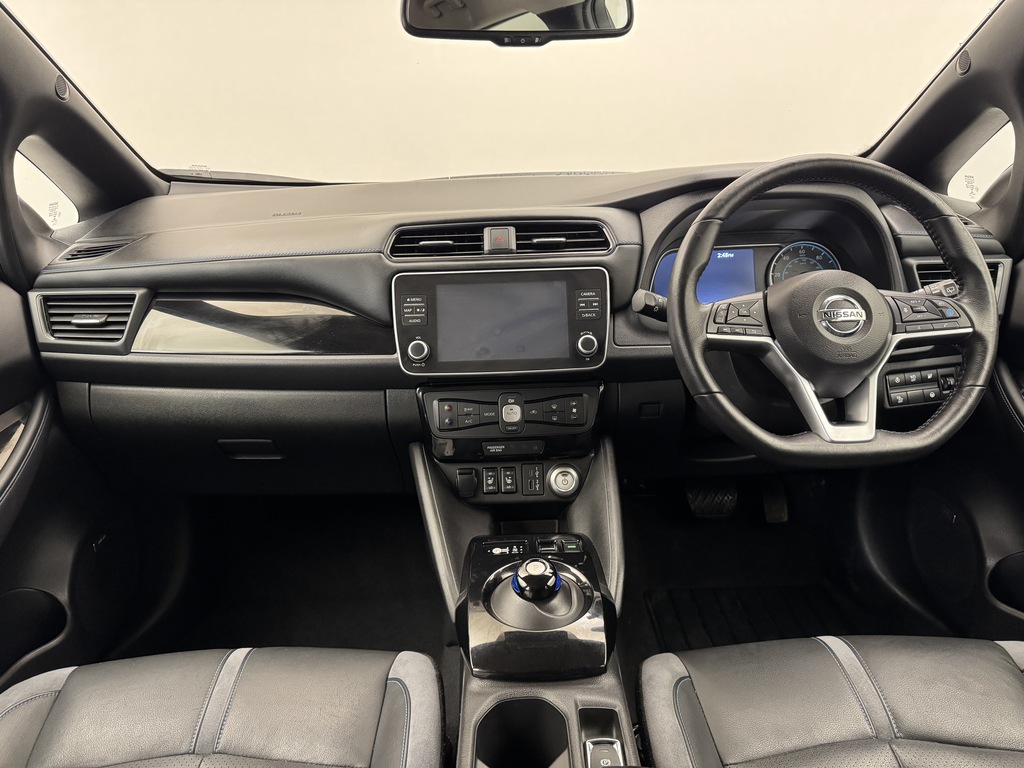 Nissan Leaf 160Kw E Tekna 62Kwh NL71ZKW Silver #3