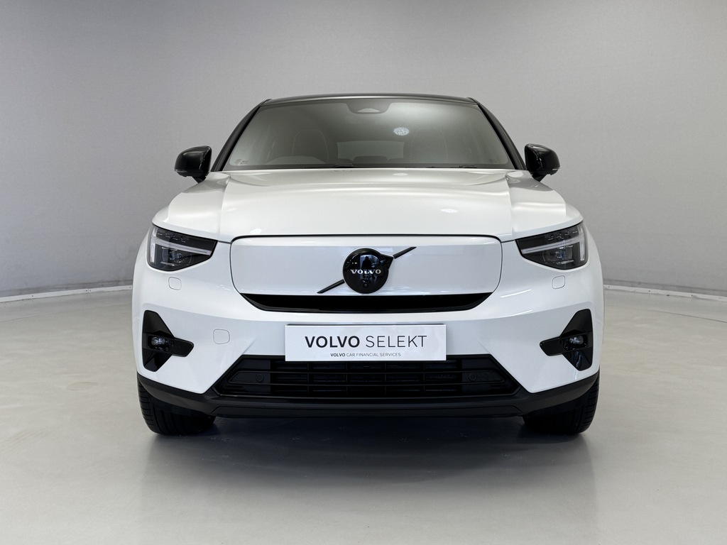 Volvo EC40 185Kw Ext Range Ultra Black Edition 82Kwh DU75XOH White #4