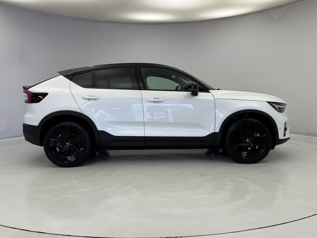 Volvo EC40 185Kw Ext Range Ultra Black Edition 82Kwh DU75XOH White #5