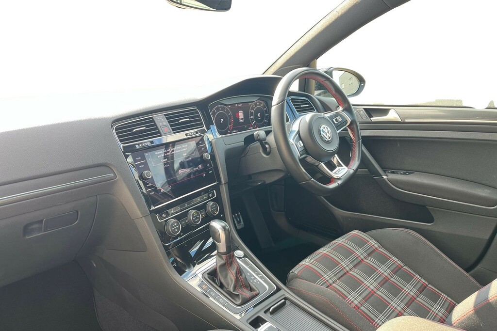 Volkswagen Golf Performance 2L Tsi MW69MKO Black #2