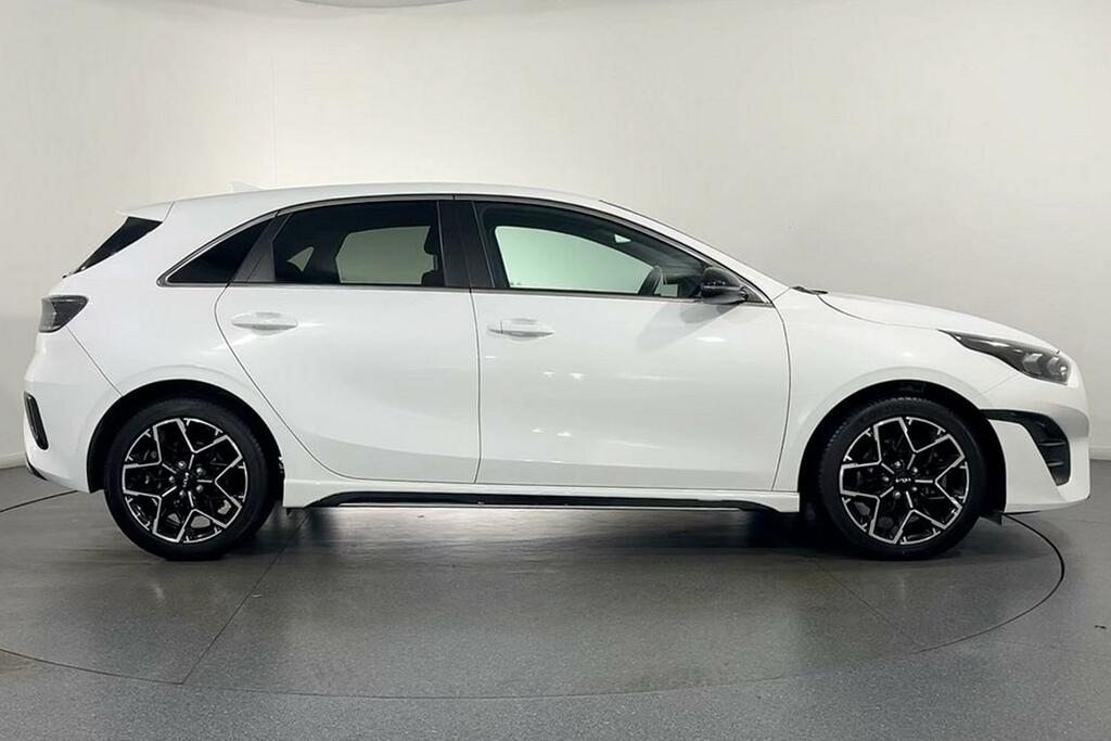 Kia Ceed 1.5T Gdi Isg 138 Gt-line Dct FP74VHN White #4