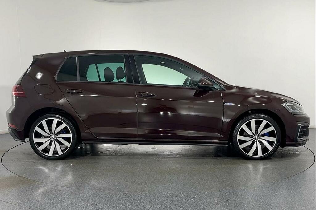 Volkswagen Golf 1.4 Tsi Gte Advance Dsg DS18EUT Black #4
