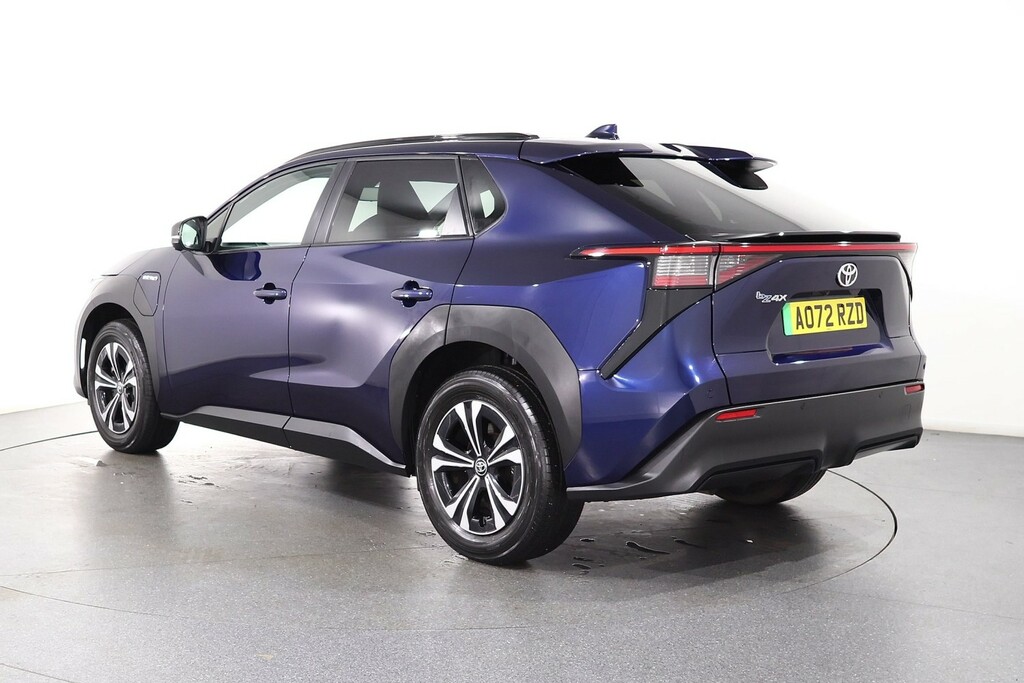Toyota bZ4X Motion Blue #5