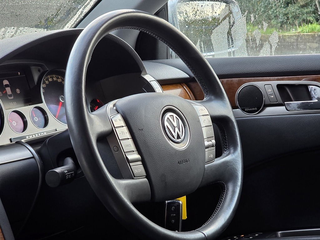 Volkswagen Phaeton V6 Tdi 4Motion Grey #3