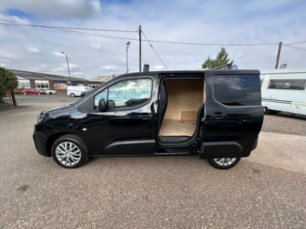 Citroen Berlingo 1.6 Bluehdi 1000Kg Enterprise Start Stop EF19XRZ Black #5