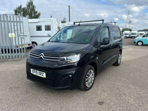 Citroen Berlingo 1.6 Bluehdi 1000Kg Enterprise Start Stop EF19XRZ Black #3