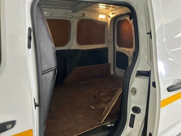 Peugeot Partner 1.5 650 Bluehdi 75 Professional Premium Van CA71GZW White #5