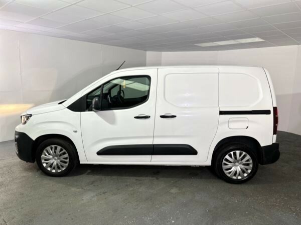 Peugeot Partner 1.5 1000 Bluehdi 100 Professional Van NX69YCC White #5