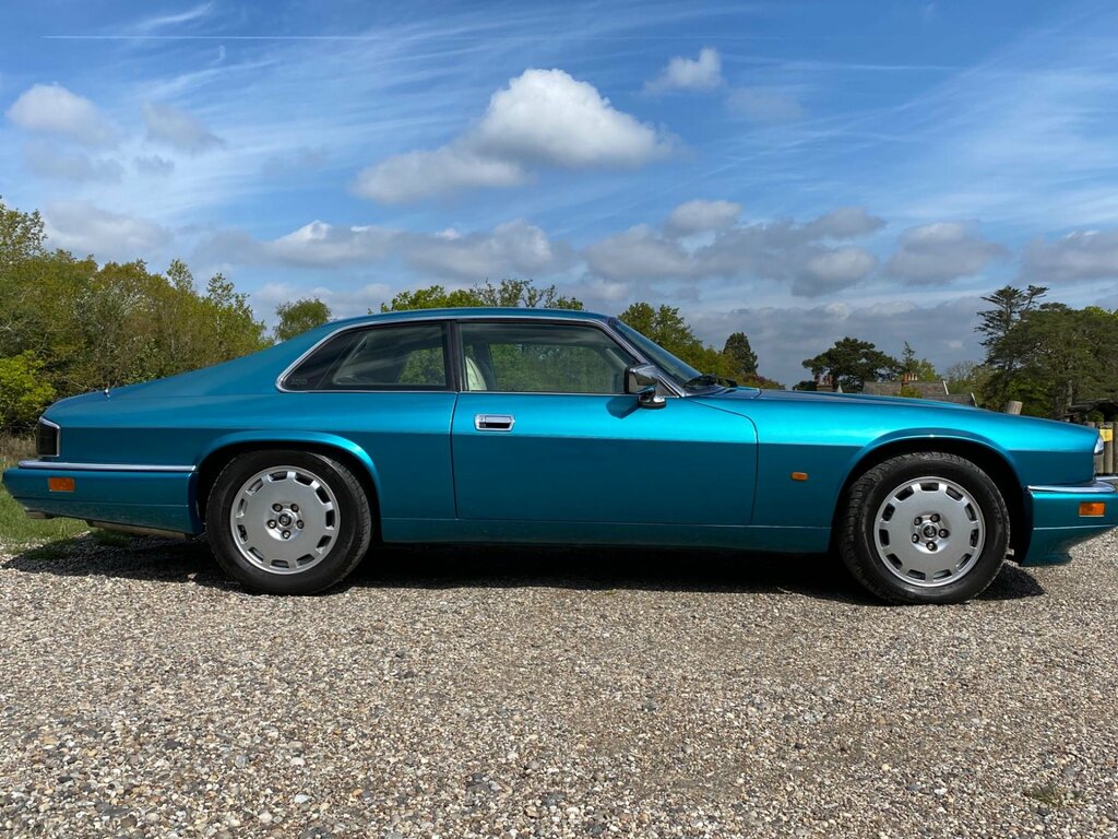 Jaguar XJS 4.0 Celebration Limited Edition  #2