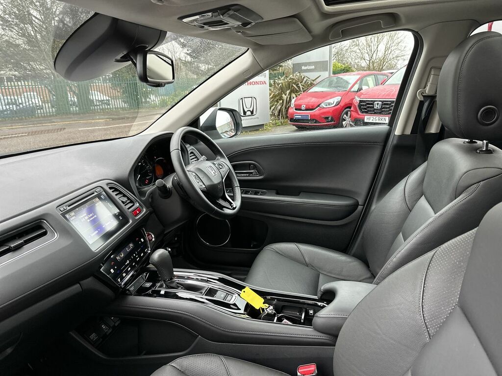 Honda Hr-V 1.5 I-vtec Ex Suv Cvt Euro 6 Ss 130 White #2