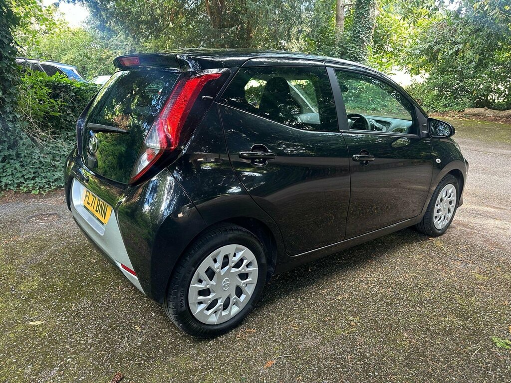 Toyota Aygo 1.0 Vvt-i X-play Euro 6 Ss FL71BNN Black #3