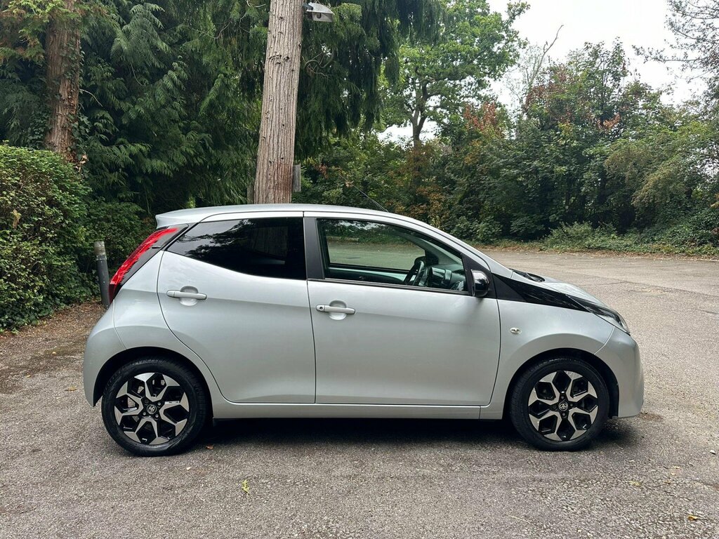 Toyota Aygo 1.0 Vvt-i X-trend Euro 6 HS68WDL Silver #3
