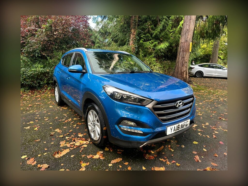 Hyundai Tucson 1.7 Crdi Blue Drive Se Euro 6 Ss YA16XFG Blue #2
