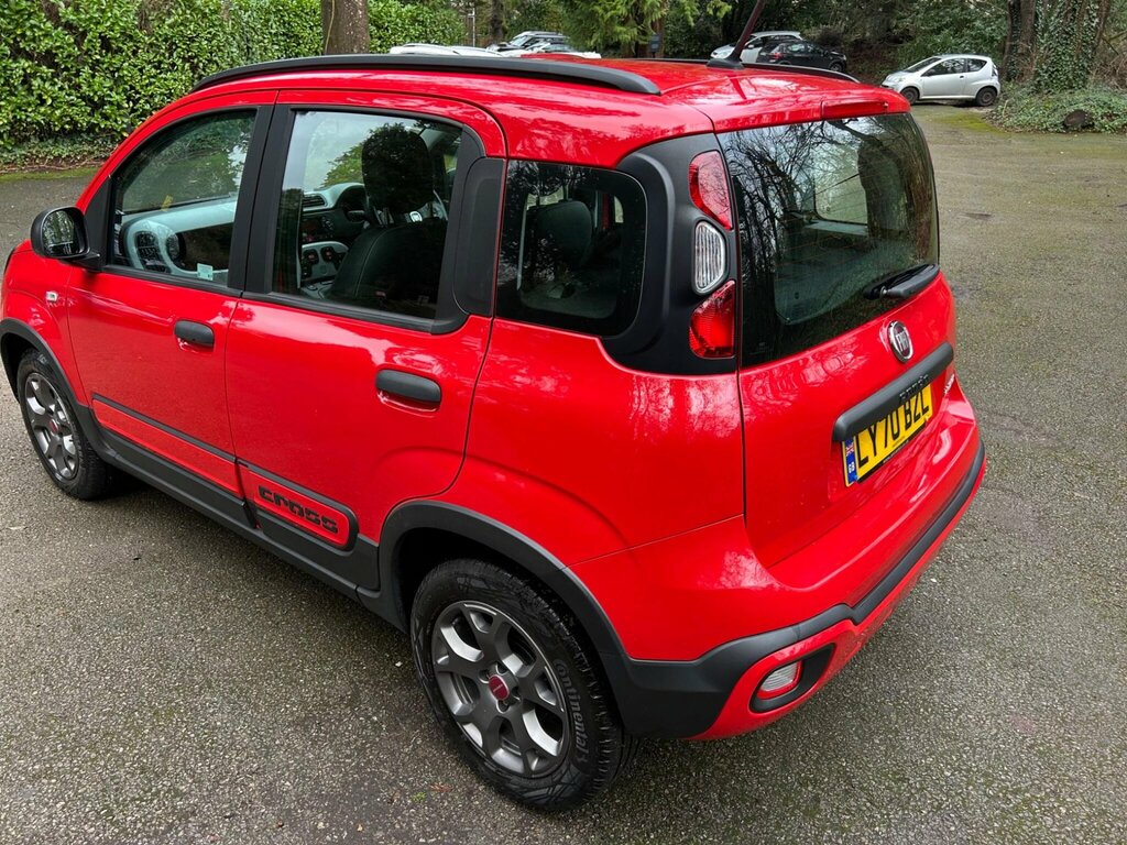Fiat Panda 1.0 Mhev City Cross Euro 6 Ss Red #4
