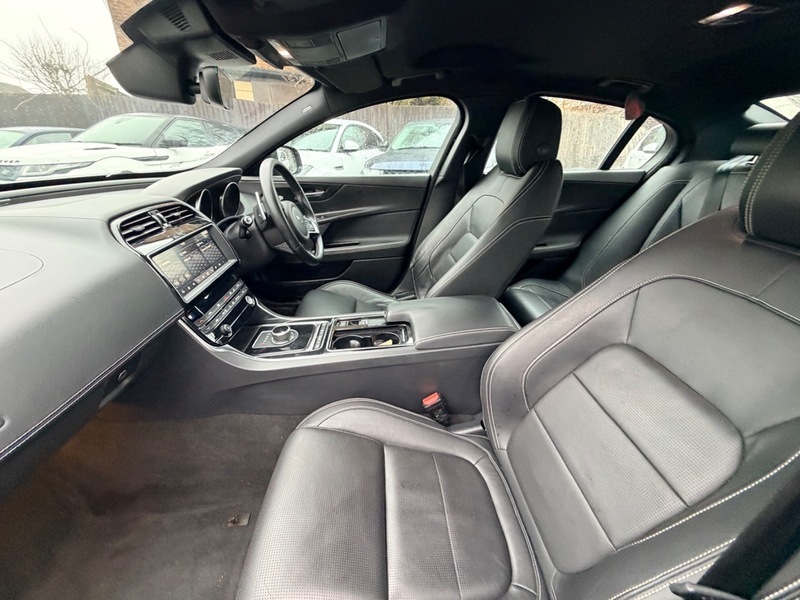 Jaguar XE D R-sport MK68DZT Black #3
