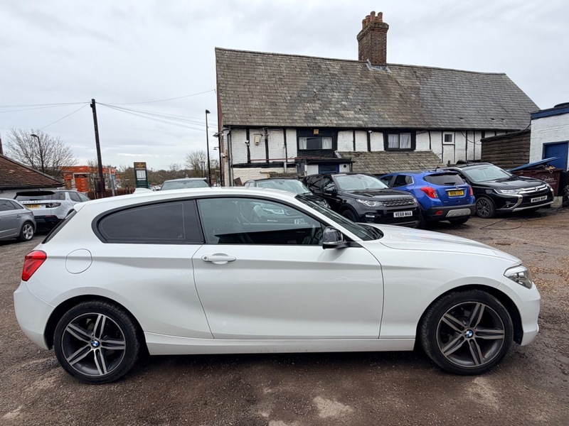 BMW 1 Series 116D Sport KM16YSE White #2