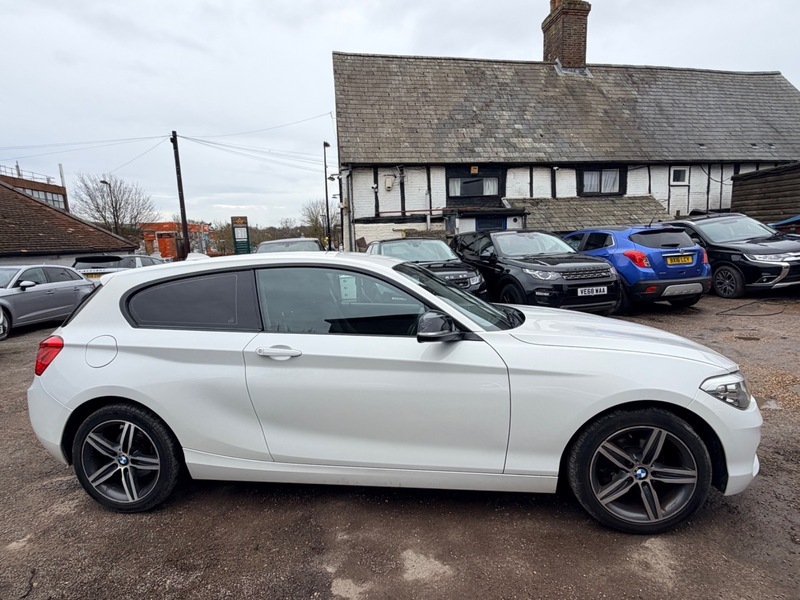BMW 1 Series 116D Sport KM16YSE White #4
