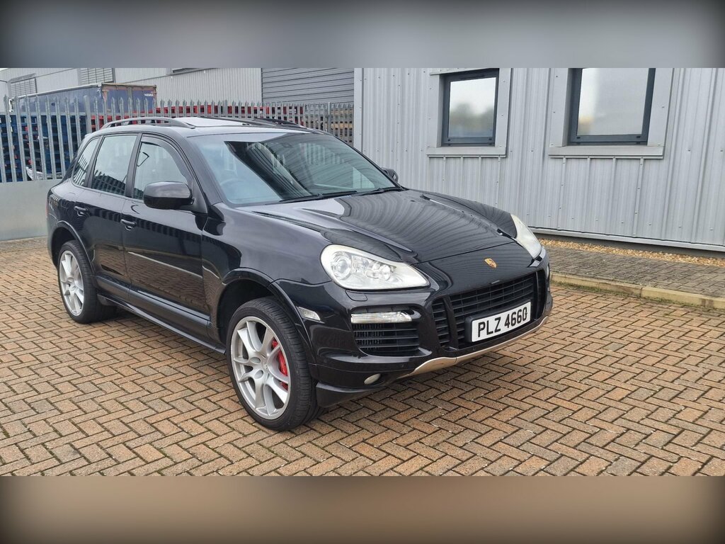 Porsche Cayenne 4.8 Turbo Tiptronic S Awd Black