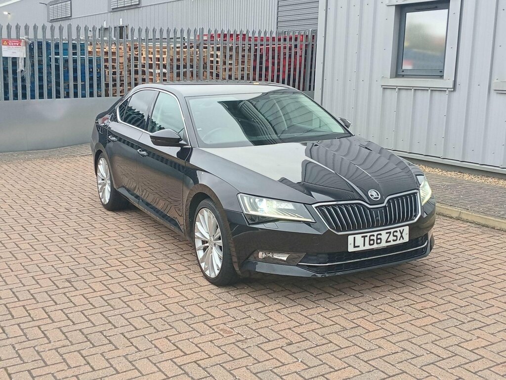 Skoda Superb Se L Executive LT66ZSX Black #5