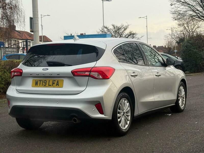 Ford Focus 1.0T Ecoboost Titanium WT19LFA Silver #6