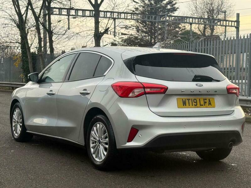Ford Focus 1.0T Ecoboost Titanium WT19LFA Silver #4