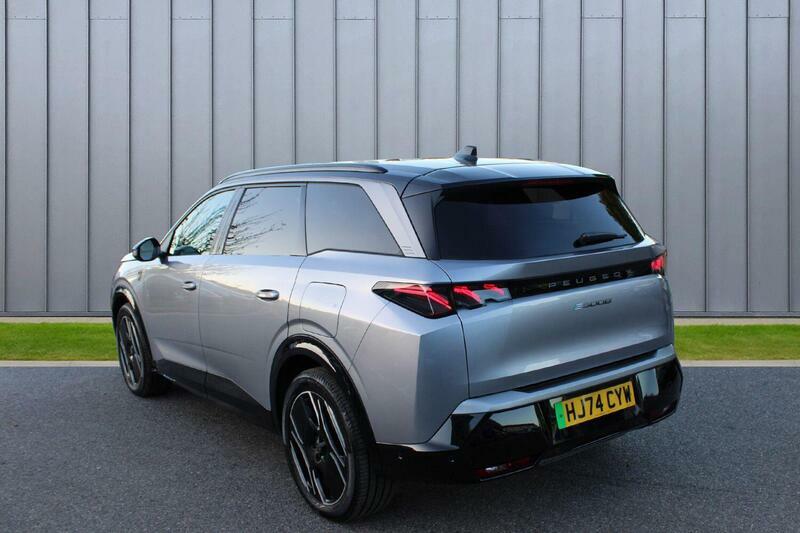 Peugeot 5008 73Kwh Gt Grey #4