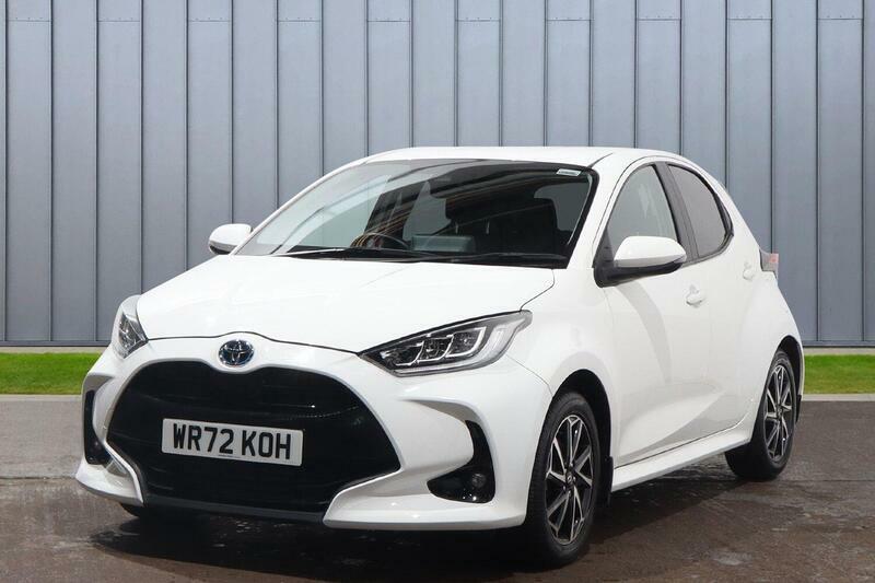 Toyota Yaris 1.5 Vvt-h Design E-cvt Euro 6 Ss WR72KOH White #4