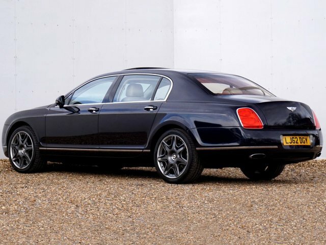 Bentley Flying Spur Blue #7