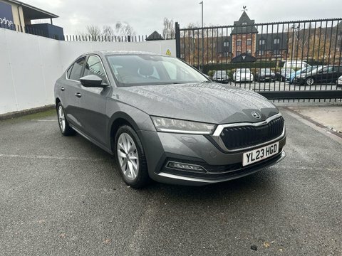 Skoda Octavia 2023 23 2.0 YL23HGD #4