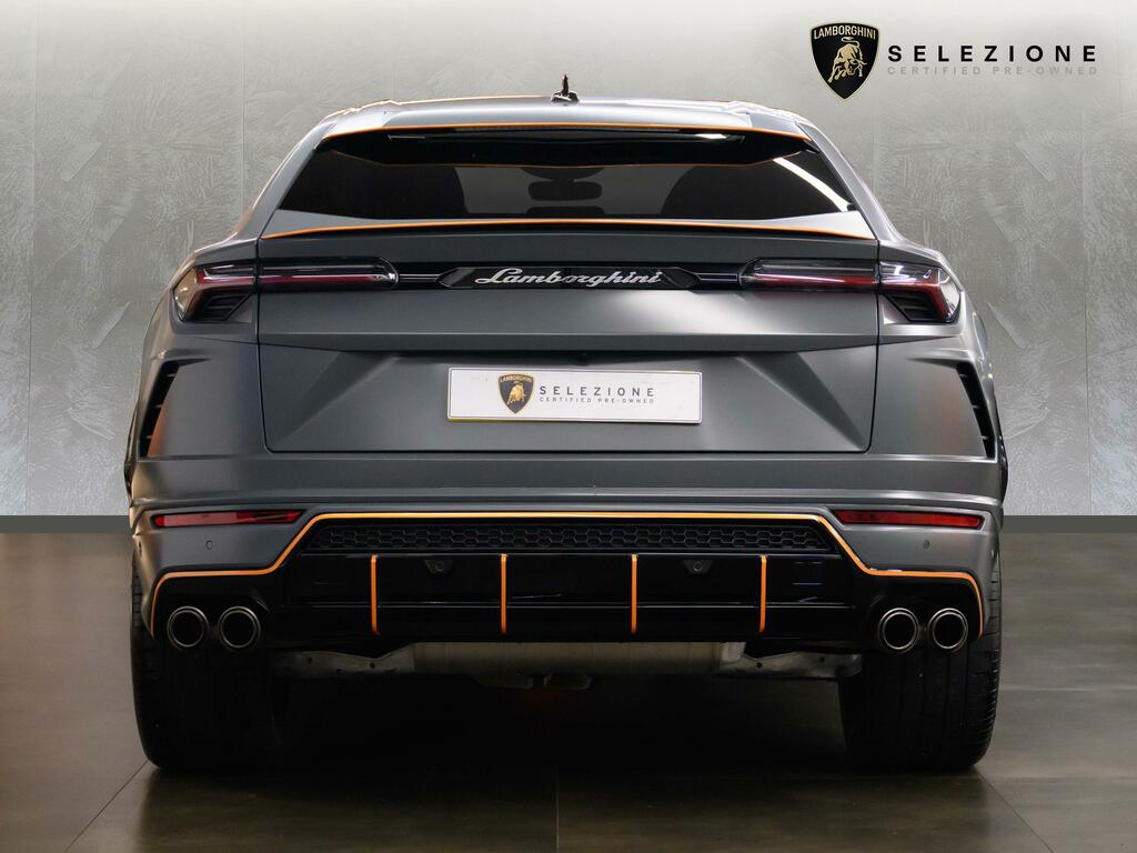 Lamborghini Urus V8  #4