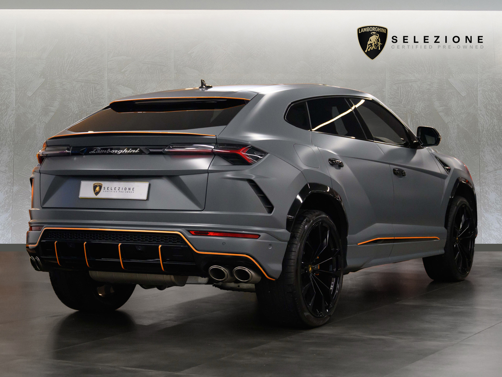Lamborghini Urus V8  #2