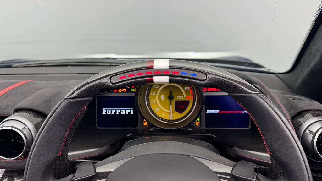 Ferrari 812 Superfast 812 Superfast Gt Ss S-a Red #38
