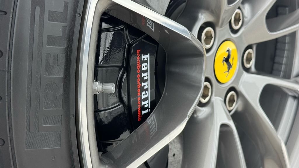 Ferrari 812 Superfast 812 Superfast Gt Ss S-a Red #11
