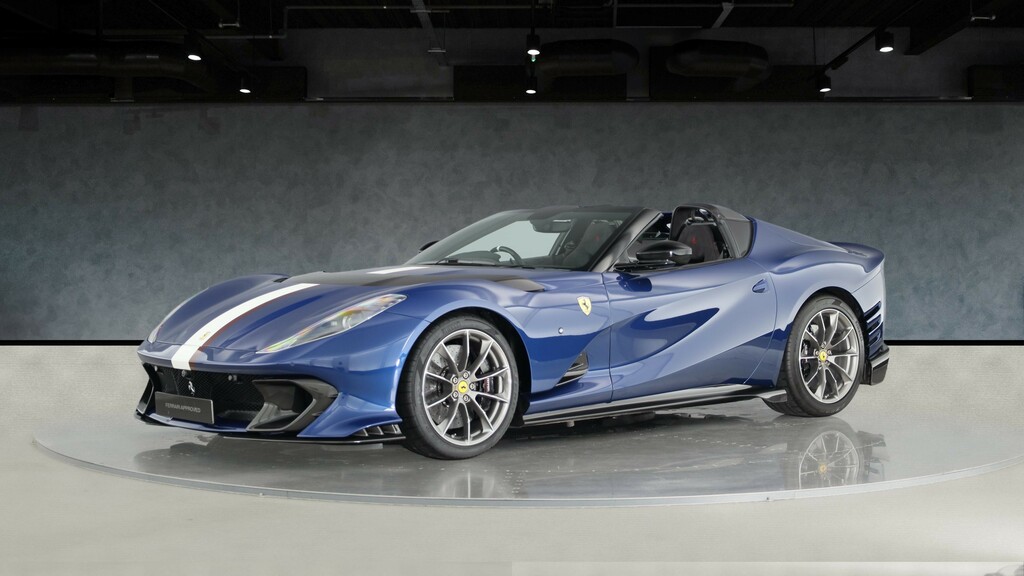 Ferrari 812 Superfast 812 Superfast Gt Ss S-a Red #15