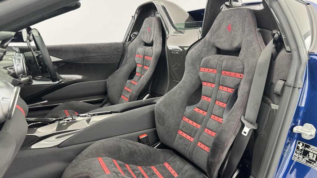 Ferrari 812 Superfast 812 Superfast Gt Ss S-a Red #10